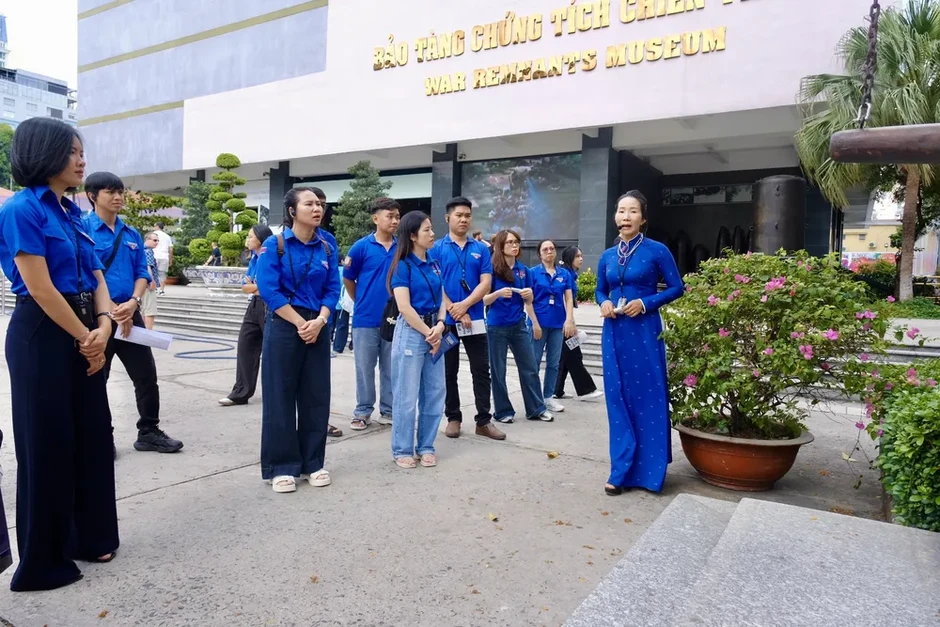 Tri ân và tự hào Tri ân và tự hào