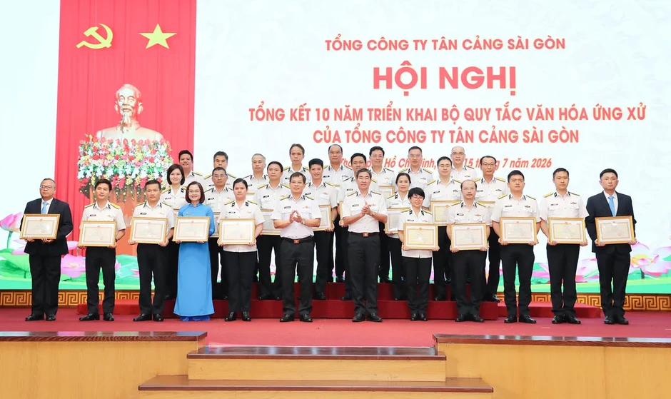 Triển khai Bộ Quy tắc văn hóa ứng xử tạo động lực phát triển bền vững