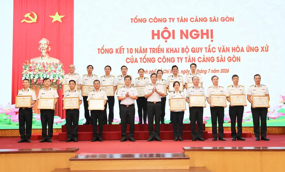 Triển khai Bộ Quy tắc văn hóa ứng xử tạo động lực phát triển bền vững