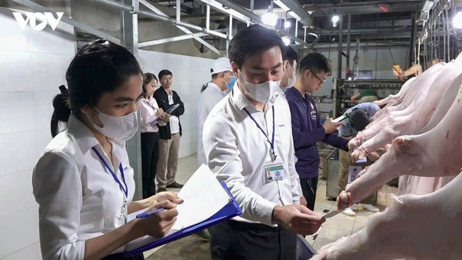 Triển khai mô hình "giám sát cộng đồng" về an toàn thực phẩm Triển khai mô hình "giám sát cộng đồng" về an toàn thực phẩm