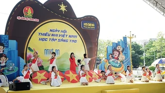 Triển khai "Hành trình truyện tranh sáng tạo" trong thiếu nhi cả nước