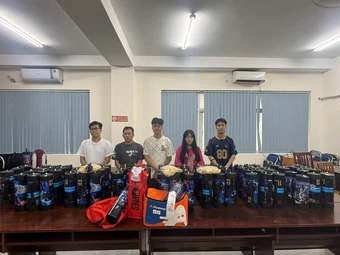 Triệt phá đường dây buôn bán khí cười doanh thu hơn 20 tỷ đồng ở TP.HCM