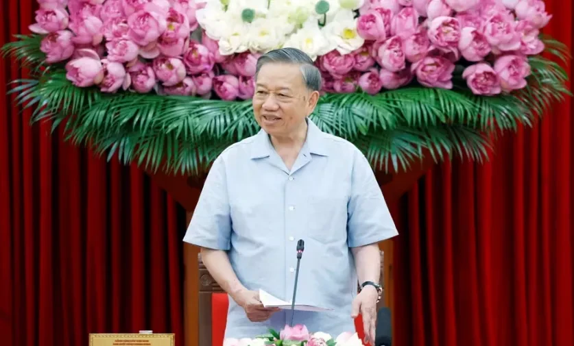 Tròn 1 năm vận hành chính quyền địa phương 2 cấp: Thước đo của cải cách là chất lượng phục vụ người dân Tròn 1 năm vận hành chính quyền địa phương 2 cấp: Thước đo của cải cách là chất lượng phục vụ người dân