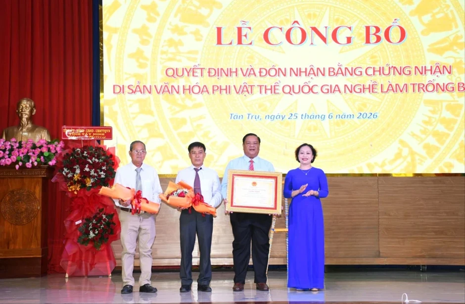 Trống Bình An tỉnh Tây Ninh trở thành Di sản văn hóa phi vật thể quốc gia Trống Bình An tỉnh Tây Ninh trở thành Di sản văn hóa phi vật thể quốc gia