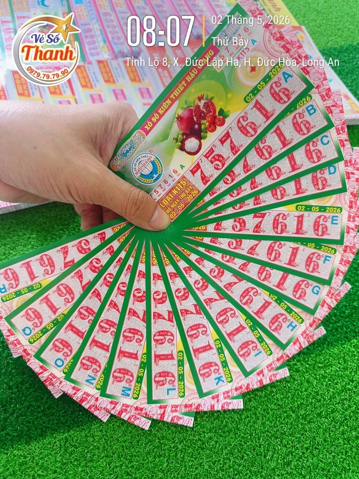 Trúng xổ số miền Nam dịp lễ 30-4 và 1-5, nhiều người nhận tiền lẫn đổi vàng Trúng xổ số miền Nam dịp lễ 30-4 và 1-5, nhiều người nhận tiền lẫn đổi vàng