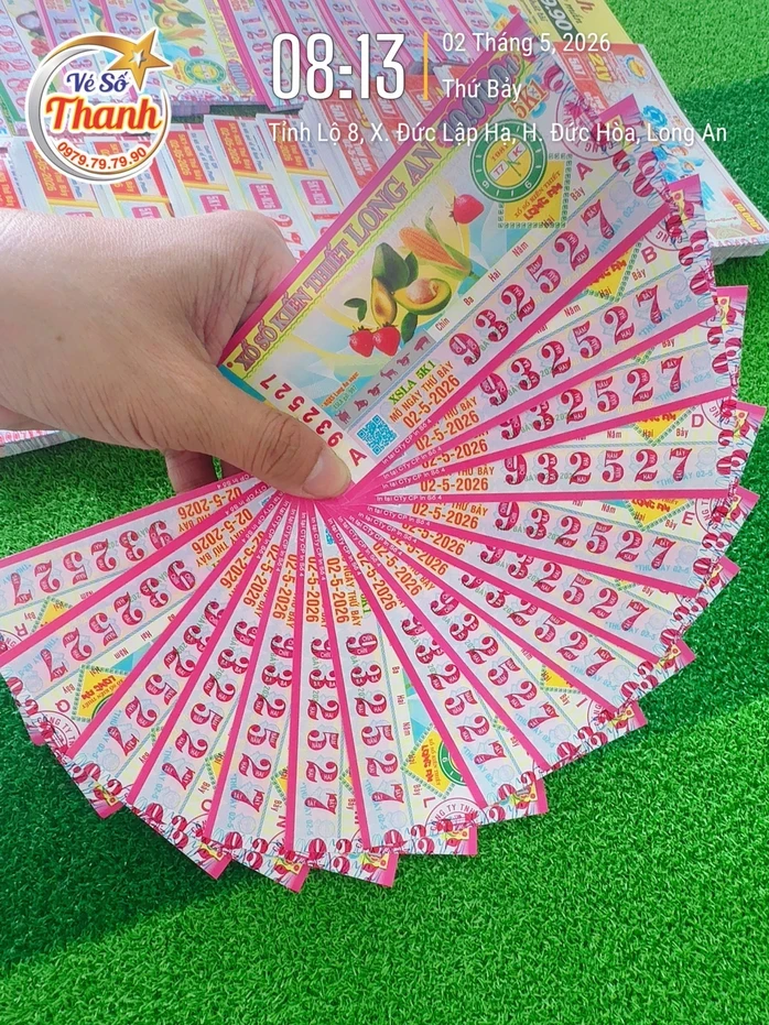 Trúng xổ số miền Nam dịp lễ 30-4 và 1-5, nhiều người nhận tiền lẫn đổi vàng Trúng xổ số miền Nam dịp lễ 30-4 và 1-5, nhiều người nhận tiền lẫn đổi vàng