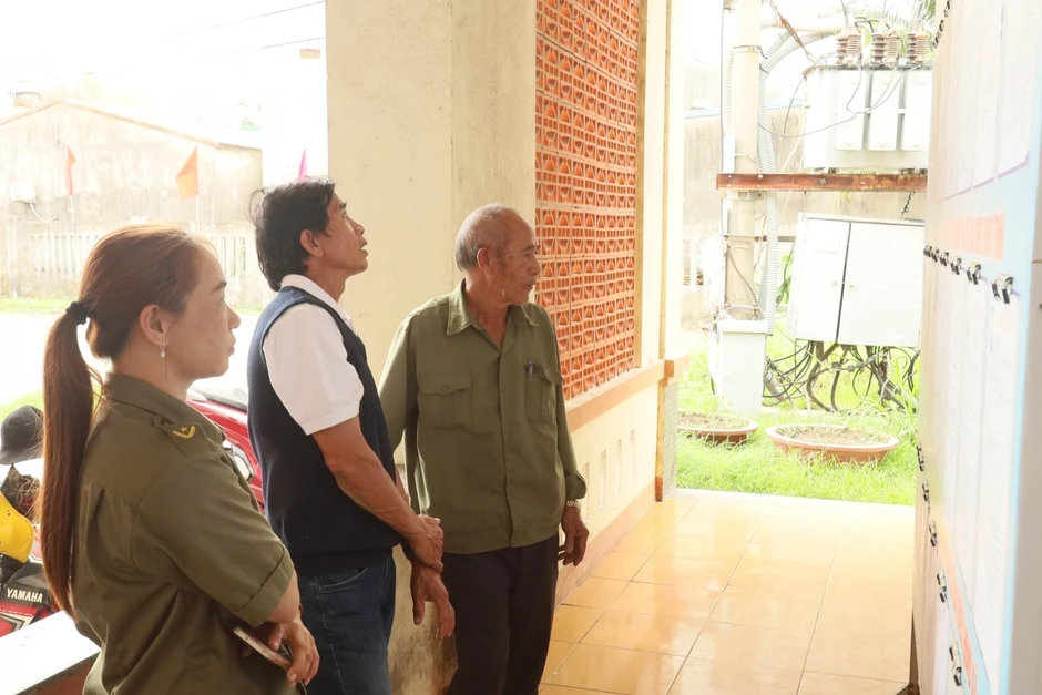 Trước ngày bầu cử ở vùng công nghiệp Dung Quất
