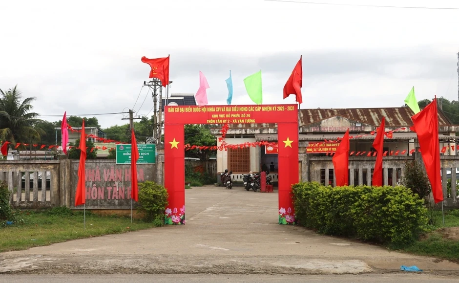 Trước ngày bầu cử ở vùng công nghiệp Dung Quất