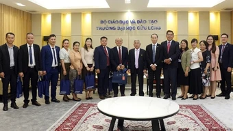 Trường Đại học Cửu Long hợp tác, đào tạo nguồn nhân lực cho tỉnh Champasak - Lào