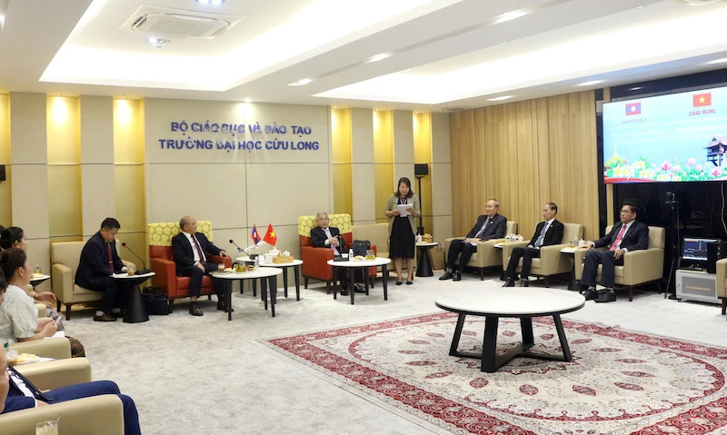 Trường Đại học Cửu Long hợp tác, đào tạo nguồn nhân lực cho tỉnh Champasak - Lào Trường Đại học Cửu Long hợp tác, đào tạo nguồn nhân lực cho tỉnh Champasak - Lào