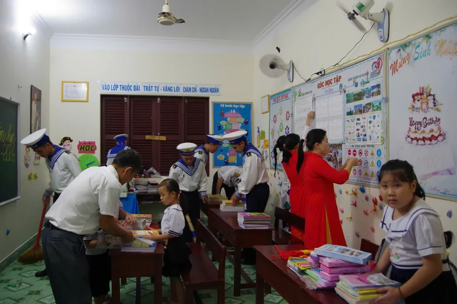 Trường Sa nơi đầu sóng: Sức sống mãnh liệt từ những mái ấm gia đình Trường Sa nơi đầu sóng: Sức sống mãnh liệt từ những mái ấm gia đình