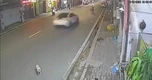 Truy tìm ô tô húc văng hai người đi xe máy ở TPHCM