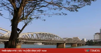 Từ 1/6, cầu Trường Tiền thi công xuyên đêm, người dân phải đổi lộ trình