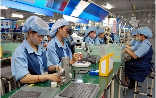 Từ 10/9, áp dụng quy định mới xử phạt vi phạm trong lĩnh vực lao động, bảo hiểm xã hội