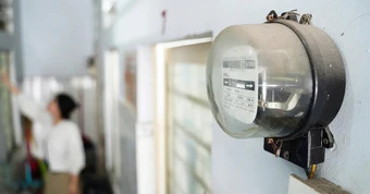 Từ 25-5, chủ nhà thu tiền điện sai quy định sẽ bị phạt nặng