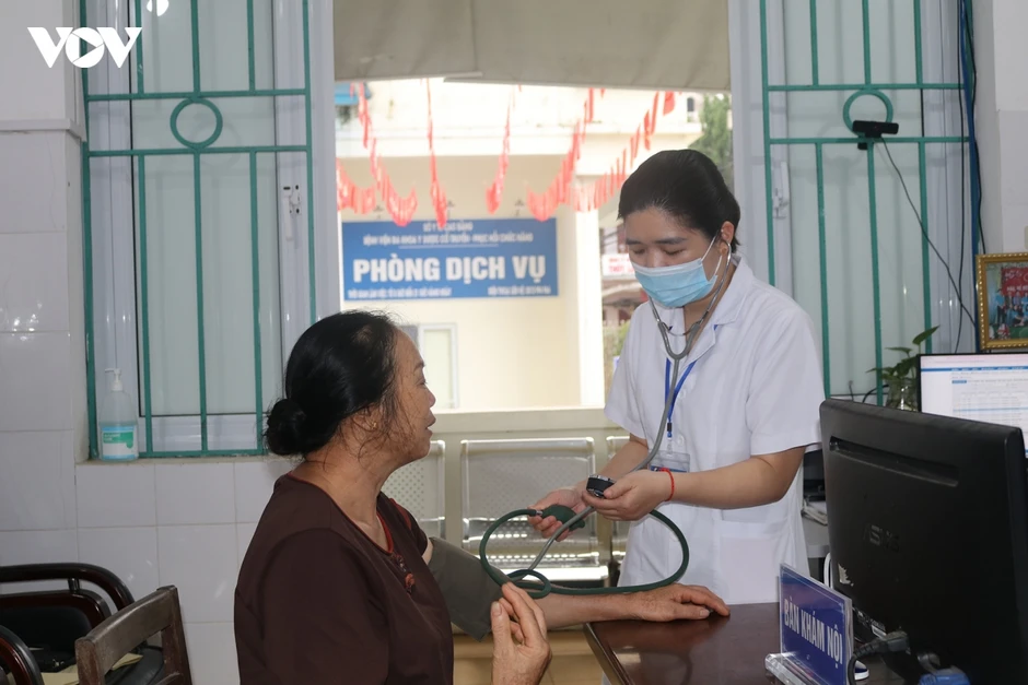 Từ khám bệnh cơ sở đến quản lý sức khoẻ toàn dân tại Cao Bằng Từ khám bệnh cơ sở đến quản lý sức khoẻ toàn dân tại Cao Bằng
