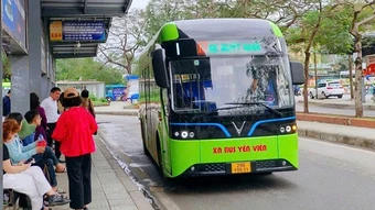 Từ ngày 1/4, Hà Nội vận hành 10 tuyến buýt điện
