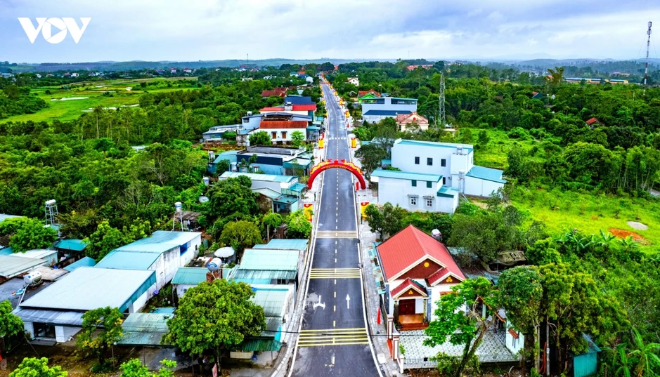 Từ những mét đất hiến mở đường ở vùng biên