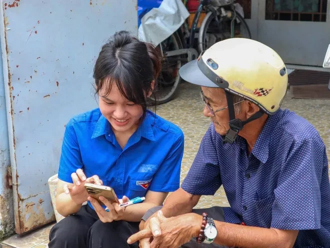Từ "Bình dân học vụ số" đến bước đột phá về chuyển đổi số Từ "Bình dân học vụ số" đến bước đột phá về chuyển đổi số
