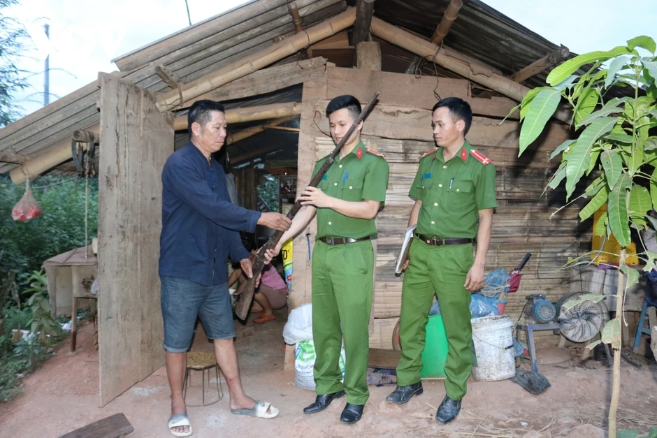 Từ sổ hộ khẩu đến dữ liệu số: 80 năm chuyển mình ở Điện Biên Từ sổ hộ khẩu đến dữ liệu số: 80 năm chuyển mình ở Điện Biên