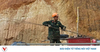 Từ thao trường đến công trường xây dựng trường học