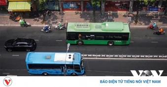 Từ xe cá nhân đến xe buýt điện: Những thay đổi đầu tiên ở Vành đai 1