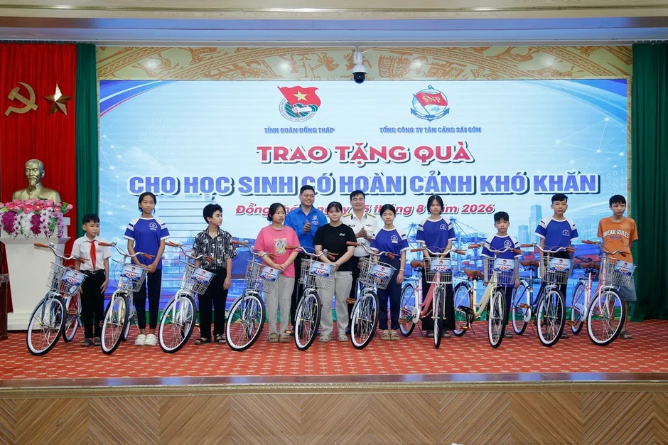 Tuổi trẻ Binh đoàn 20 chung tay chăm lo đời sống nhân dân tỉnh Đồng Tháp Tuổi trẻ Binh đoàn 20 chung tay chăm lo đời sống nhân dân tỉnh Đồng Tháp