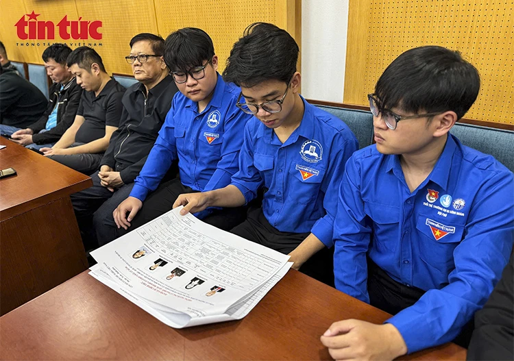 Tuổi trẻ Hà Nội sẵn sàng hỗ trợ cử tri trong 'Ngày hội non sông' Tuổi trẻ Hà Nội sẵn sàng hỗ trợ cử tri trong 'Ngày hội non sông'