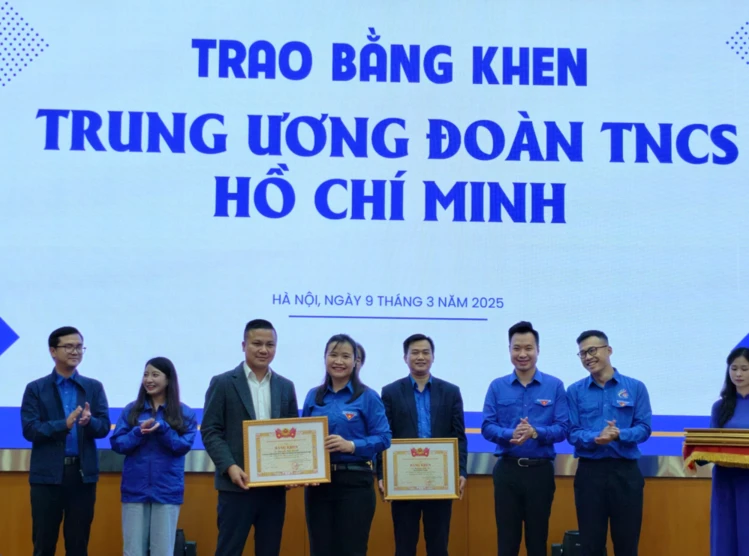 Tuổi trẻ ngành Tài chính phát huy vai trò xung kích trong giai đoạn mới Tuổi trẻ ngành Tài chính phát huy vai trò xung kích trong giai đoạn mới