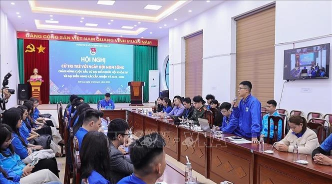 Tuổi trẻ phát huy vai trò xung kích trong công tác bầu cử Tuổi trẻ phát huy vai trò xung kích trong công tác bầu cử