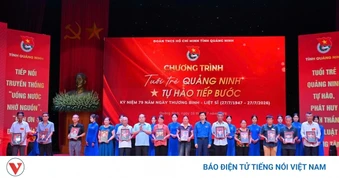 Tuổi trẻ Quảng Ninh trao hơn 170 ảnh phục dựng chân dung liệt sĩ cho thân nhân