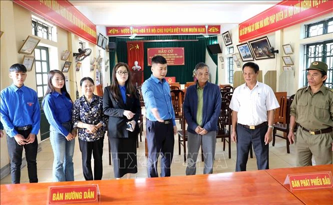Tuổi trẻ xung kích hướng về ngày hội non sông