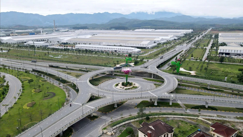 Tuyến cao tốc nội thị 4-6 làn xe kết nối trung tâm Đà Nẵng đến Chu Lai chạy qua những khu vực nào? Tuyến cao tốc nội thị 4-6 làn xe kết nối trung tâm Đà Nẵng đến Chu Lai chạy qua những khu vực nào?