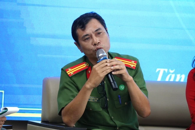 Tuyên dương gần 200 tập thể, cá nhân có thành tích xuất sắc trong việc học Bác Tuyên dương gần 200 tập thể, cá nhân có thành tích xuất sắc trong việc học Bác