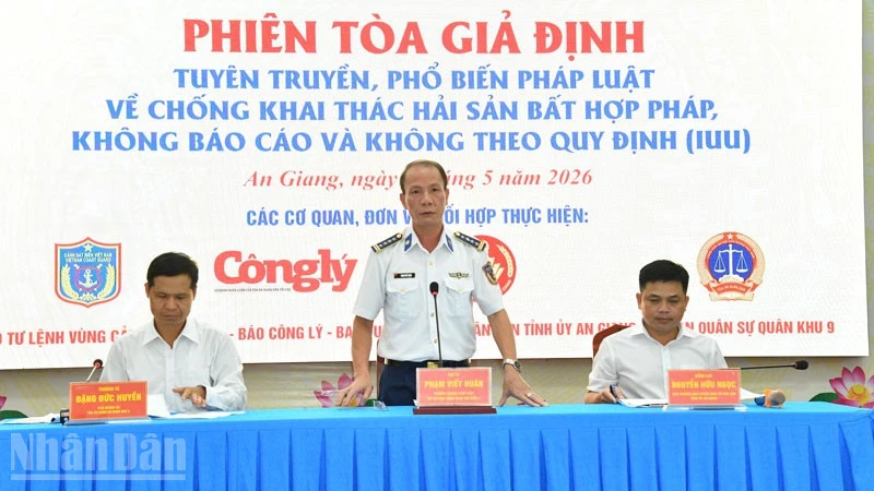 Tuyên truyền chống khai thác IUU bằng “Phiên tòa giả định” Tuyên truyền chống khai thác IUU bằng “Phiên tòa giả định”