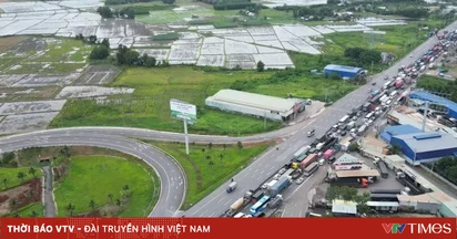 Ùn tắc kéo dài trên Quốc lộ 51 kết nối cao tốc Thành phố Hồ Chí Minh - Long Thành - Dầu Giây