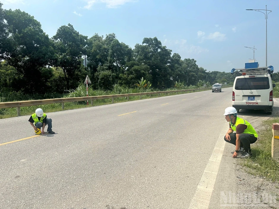 Ứng dụng công nghệ hiện đại trong bảo trì đường bộ Ứng dụng công nghệ hiện đại trong bảo trì đường bộ