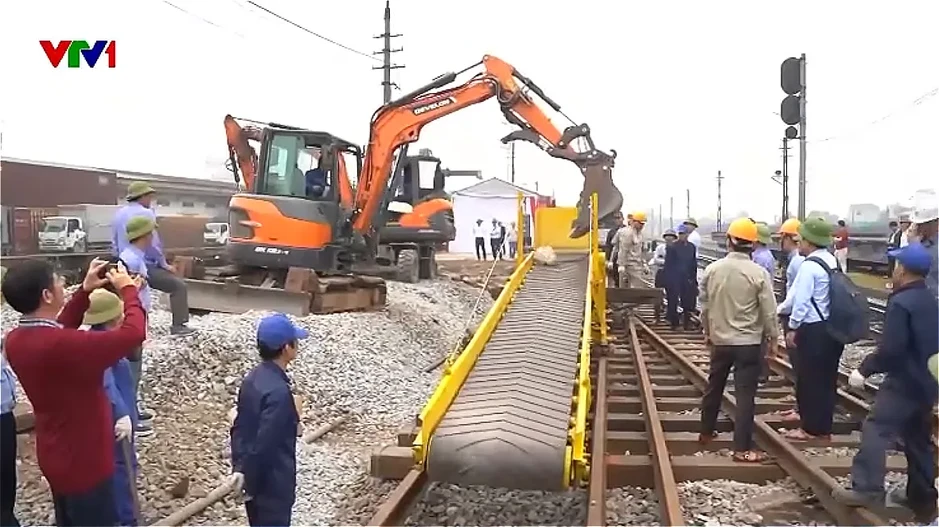 Ứng dụng công nghệ khắc phục hư hỏng hạ tầng đường sắt Ứng dụng công nghệ khắc phục hư hỏng hạ tầng đường sắt