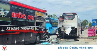 Va chạm giữa 2 xe khách trên Quốc lộ 1 qua Hà Tĩnh, 1 phụ xe tử vong