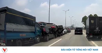 Va chạm liên hoàn giữa 7 ô tô trên quốc lộ 18 qua Bắc Ninh