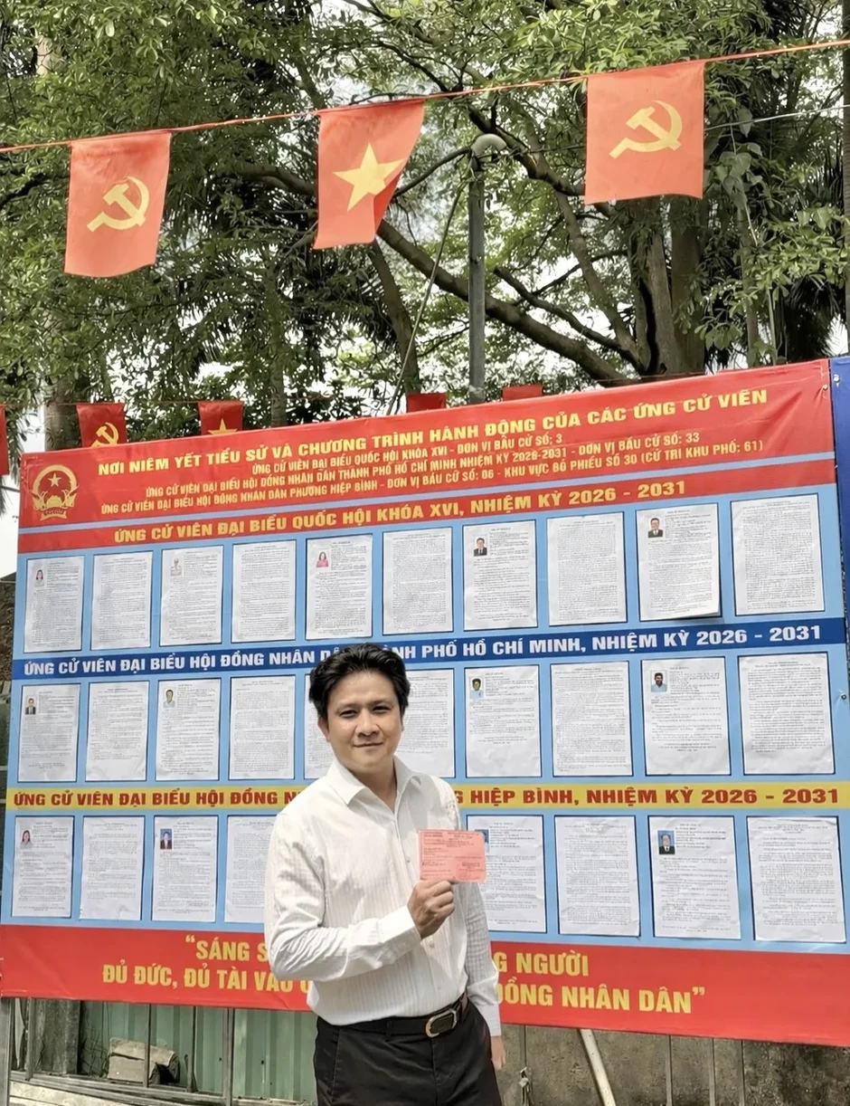 Văn nghệ sĩ TPHCM rộn ràng tham gia ngày hội toàn dân Văn nghệ sĩ TPHCM rộn ràng tham gia ngày hội toàn dân