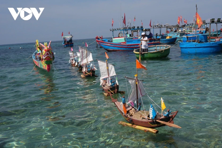 Về Lý Sơn dự Lễ Khao lề thế lính Hoàng Sa linh thiêng Về Lý Sơn dự Lễ Khao lề thế lính Hoàng Sa linh thiêng