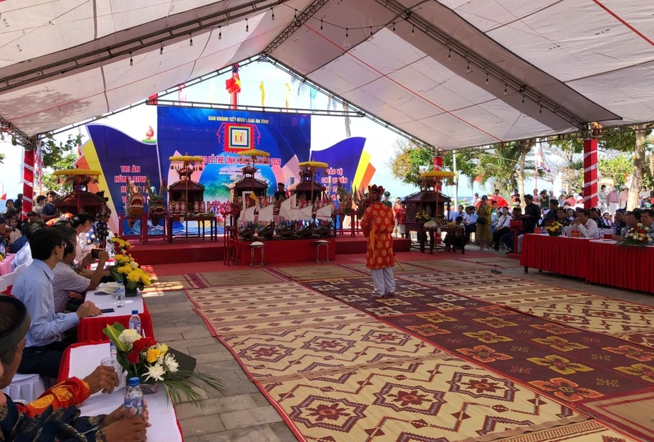 Về Lý Sơn dự Lễ Khao lề thế lính Hoàng Sa linh thiêng Về Lý Sơn dự Lễ Khao lề thế lính Hoàng Sa linh thiêng