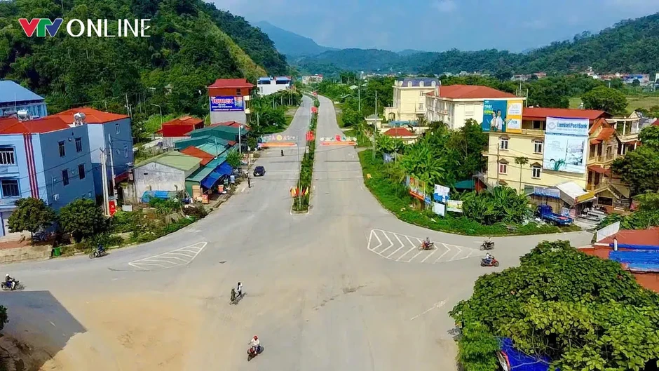 Về Phiêng Chì nơi thành lập chính quyền đầu tiên của cả nước Về Phiêng Chì nơi thành lập chính quyền đầu tiên của cả nước