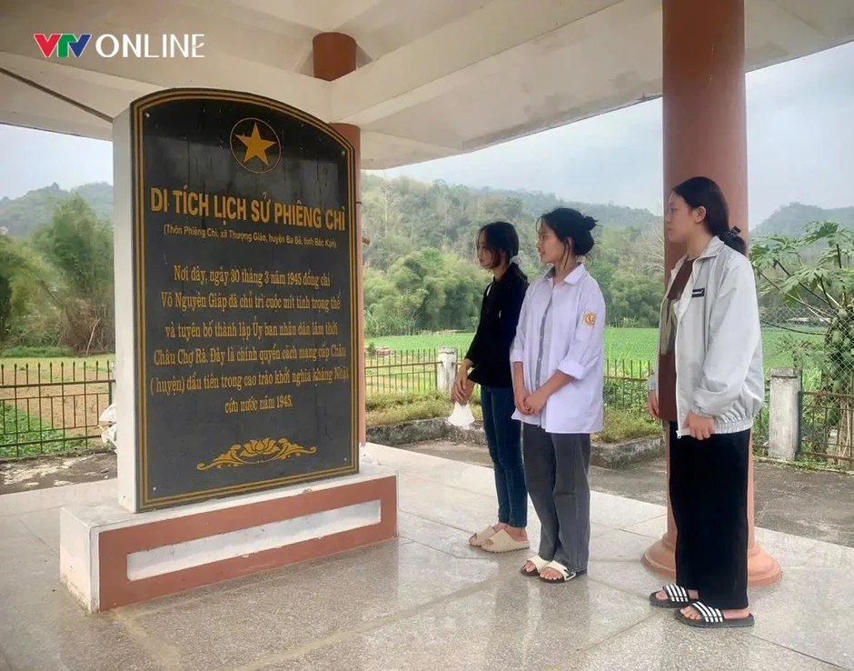 Về Phiêng Chì nơi thành lập chính quyền đầu tiên của cả nước Về Phiêng Chì nơi thành lập chính quyền đầu tiên của cả nước