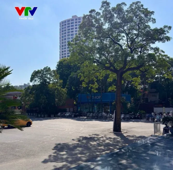 Vì sao đầu mùa Thu vẫn nắng nóng gần 39 độ C? Vì sao đầu mùa Thu vẫn nắng nóng gần 39 độ C?
