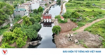 Vì sao đường Quang Trung "dềnh nước" sau mưa dù vừa làm dự án thoát nước?