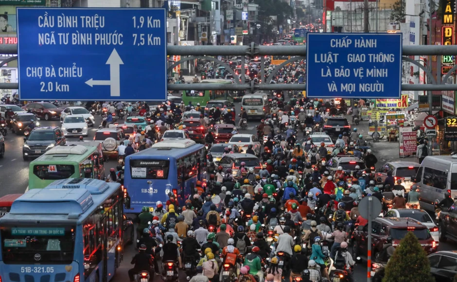 Vì sao người dân chưa mặn mà với xe buýt ở TPHCM? Vì sao người dân chưa mặn mà với xe buýt ở TPHCM?