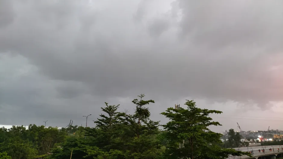 Vì sao TPHCM oi nóng giữa mùa mưa? Vì sao TPHCM oi nóng giữa mùa mưa?