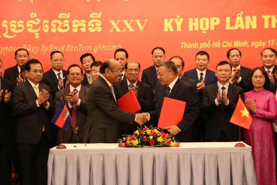 Việt Nam - Campuchia tiếp tục phối hợp tìm kiếm, quy tập hài cốt liệt sĩ